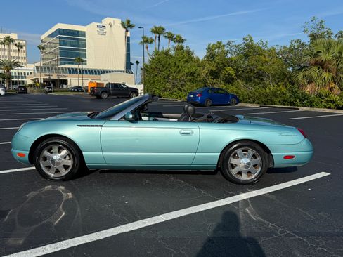 Used 2002 Ford Thunderbird image 2