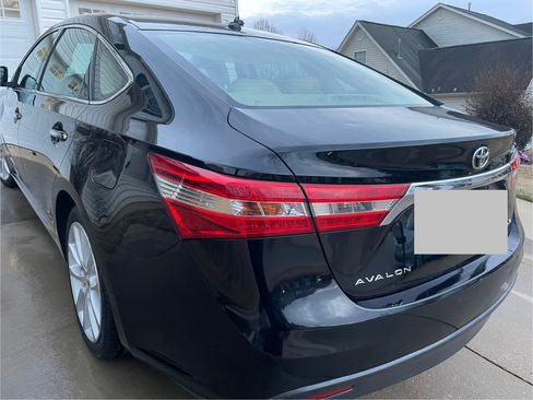 Used 2013 Toyota Avalon XLE Touring image 8