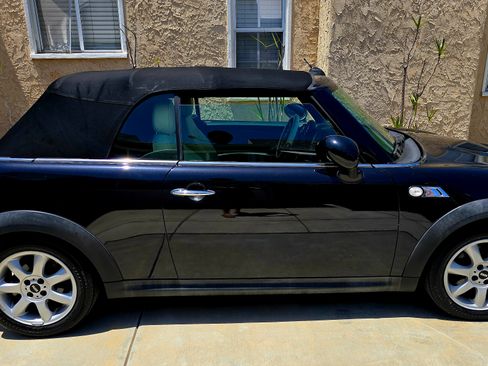 Used 2009 MINI Cooper S FWD image 2