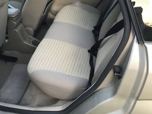 Used 2007 Ford Focus SES FWD image 16