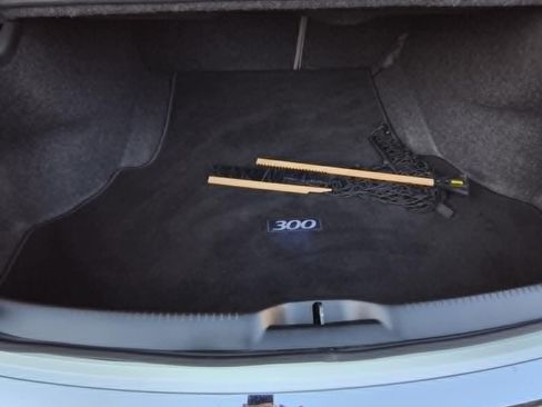 Used 2012 Chrysler 300 C image 17