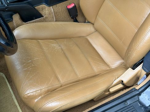 Used 1994 MAZDA MX-5 Miata RWD image 25