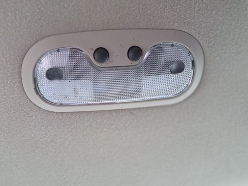 Used 2005 Chevrolet Avalanche Z71 w/ Preferred Equipment Group image 18