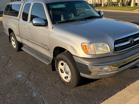 Used 2001 Toyota Tundra SR5 image 5