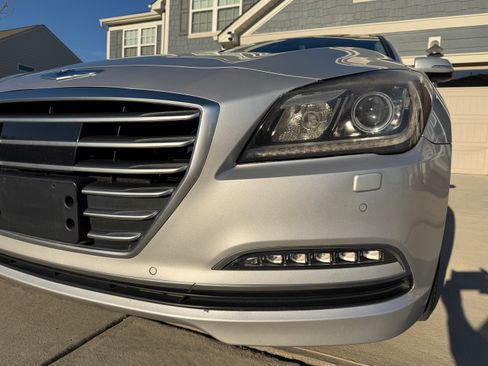 Used 2015 Hyundai Genesis 3.8 w/ Option Group 04 image 15