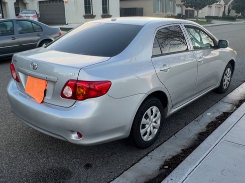 Used 2010 Toyota Corolla LE image 12