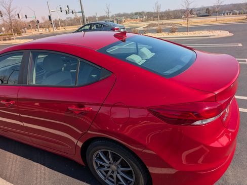 Used 2017 Hyundai Elantra SE w/ SE A/T Tech Package 03 image 15