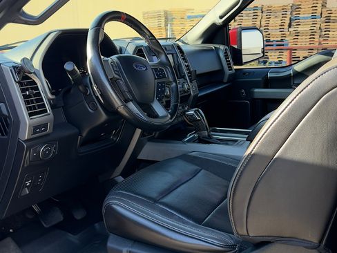 Used 2019 Ford F150 Raptor w/ Equipment Group 802A Luxury AWD/4WD image 11