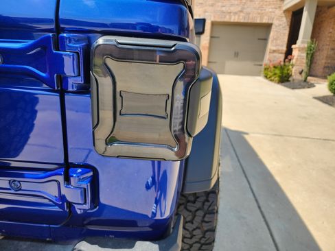 Used 2018 Jeep Wrangler Unlimited Sport image 11