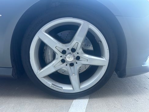Used 2014 Mercedes-Benz SL 550 image 14