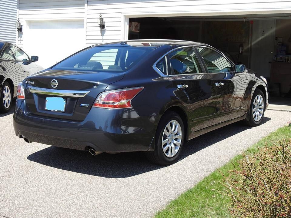 Used 2015 Nissan Altima 2.5 S w/ Power Driver Seat Package FWD image 4