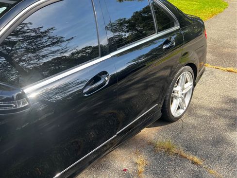 Used 2011 Mercedes-Benz C 300 Sedan image 4