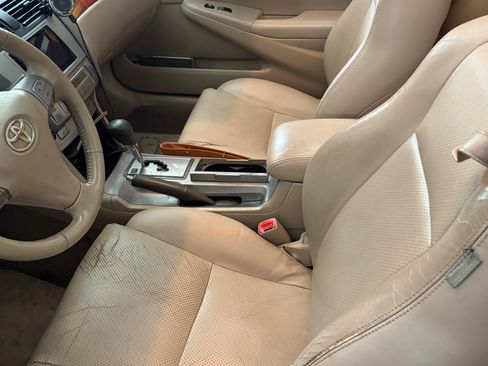 Used 2008 Toyota Solara SLE FWD image 2
