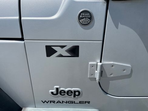 Used 2006 Jeep Wrangler X AWD/4WD image 22