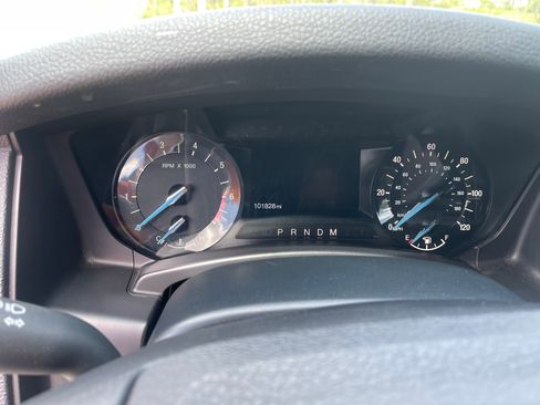 Used 2017 Ford Expedition XLT image 13