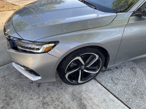 Used 2022 Honda Accord Sport image 4