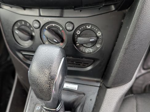 Used 2014 Ford Focus S image 9