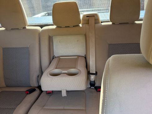 Used 2016 Ford F250 XLT w/ XLT Premium Package image 12