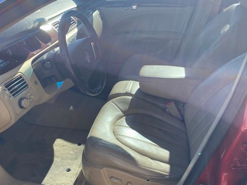 Used 2011 Buick Lucerne CXL w/ Driver Confidence Package FWD image 11