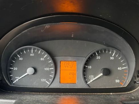 Used 2017 Mercedes-Benz Sprinter 3500 image 9