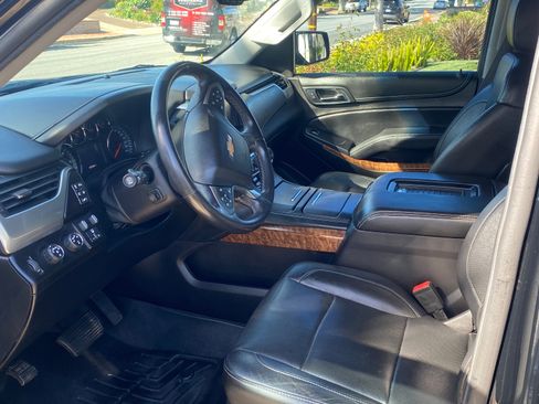 Used 2015 Chevrolet Suburban LTZ w/ Max Trailering Package AWD/4WD image 9