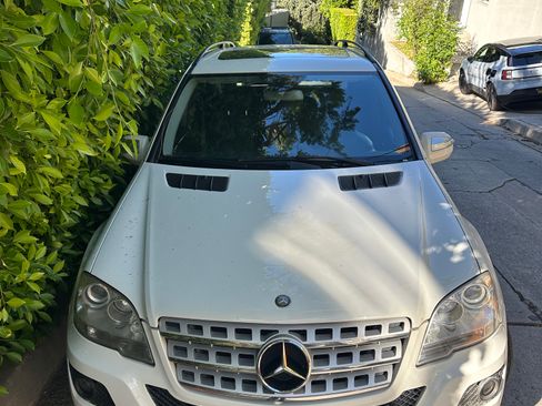 Used 2010 Mercedes-Benz ML 350 2WD image 4