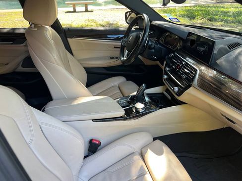 Used 2017 BMW 540i image 13