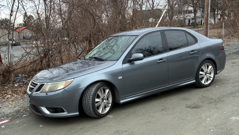 Used 2008 Saab 9-3 Aero w/ Cold Weather Package FWD image 1