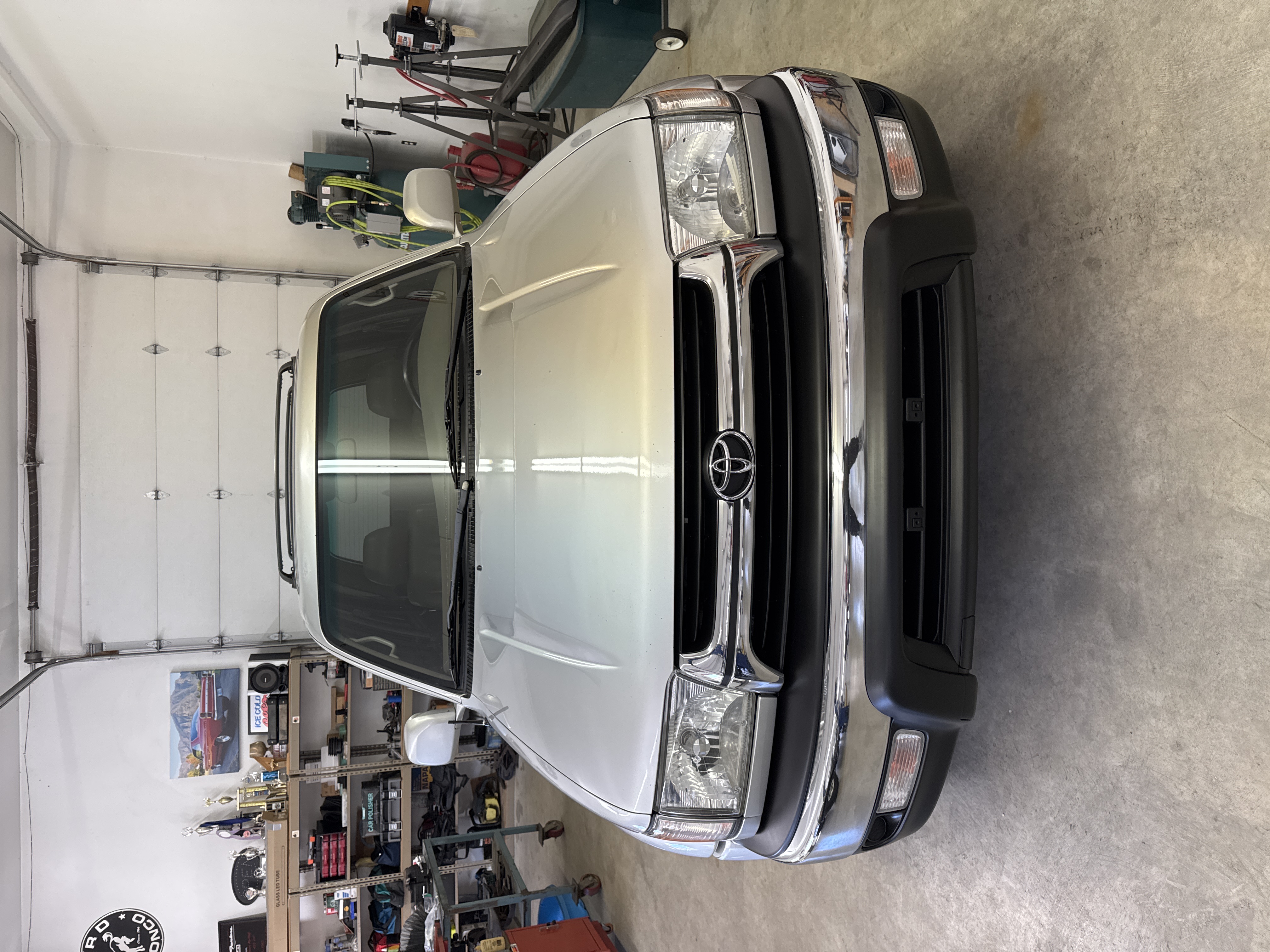 Used 2001 Toyota 4Runner SR5 AWD/4WD image 9