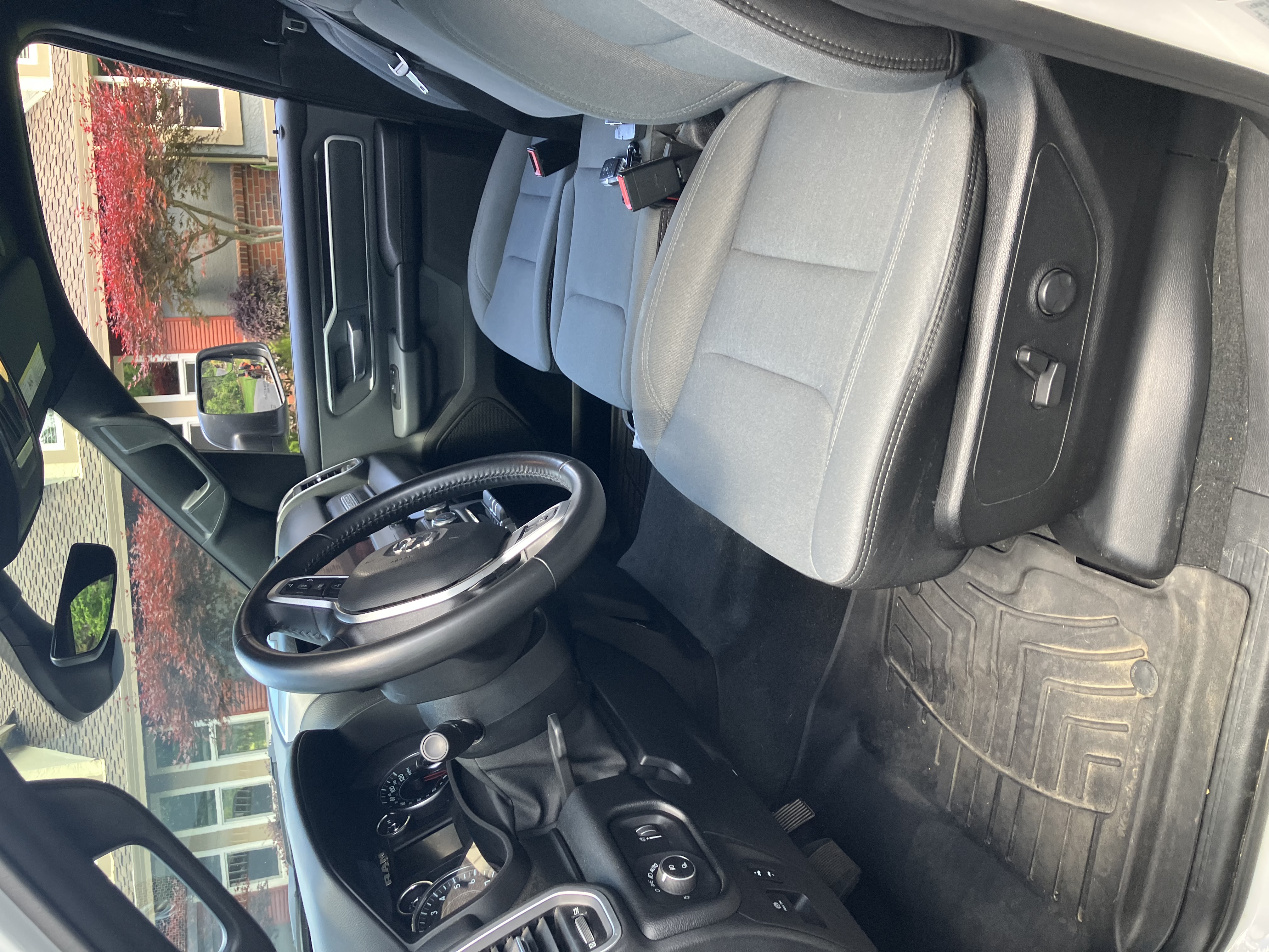 Used 2022 RAM 1500 Big Horn AWD/4WD image 2