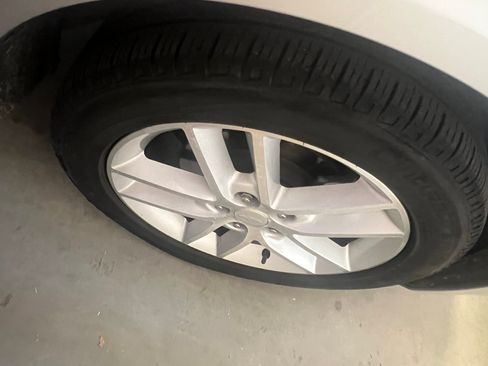 Used 2013 Chevrolet Impala LTZ FWD image 15