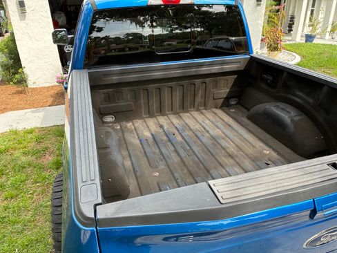Used 2015 Ford F150 Lariat AWD/4WD image 8