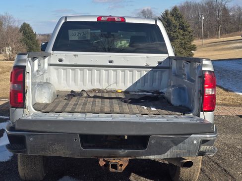 Used 2015 GMC Sierra 2500 SLE image 6