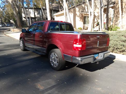 Used 2006 Lincoln Mark LT 2WD image 9