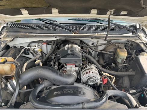 Used 2000 Chevrolet Silverado 1500 LS w/ Off-Road Chassis Pkg image 19