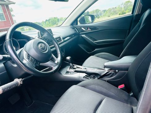 Used 2014 MAZDA MAZDA3 i Touring w/ Moonroof Package 1 FWD image 10