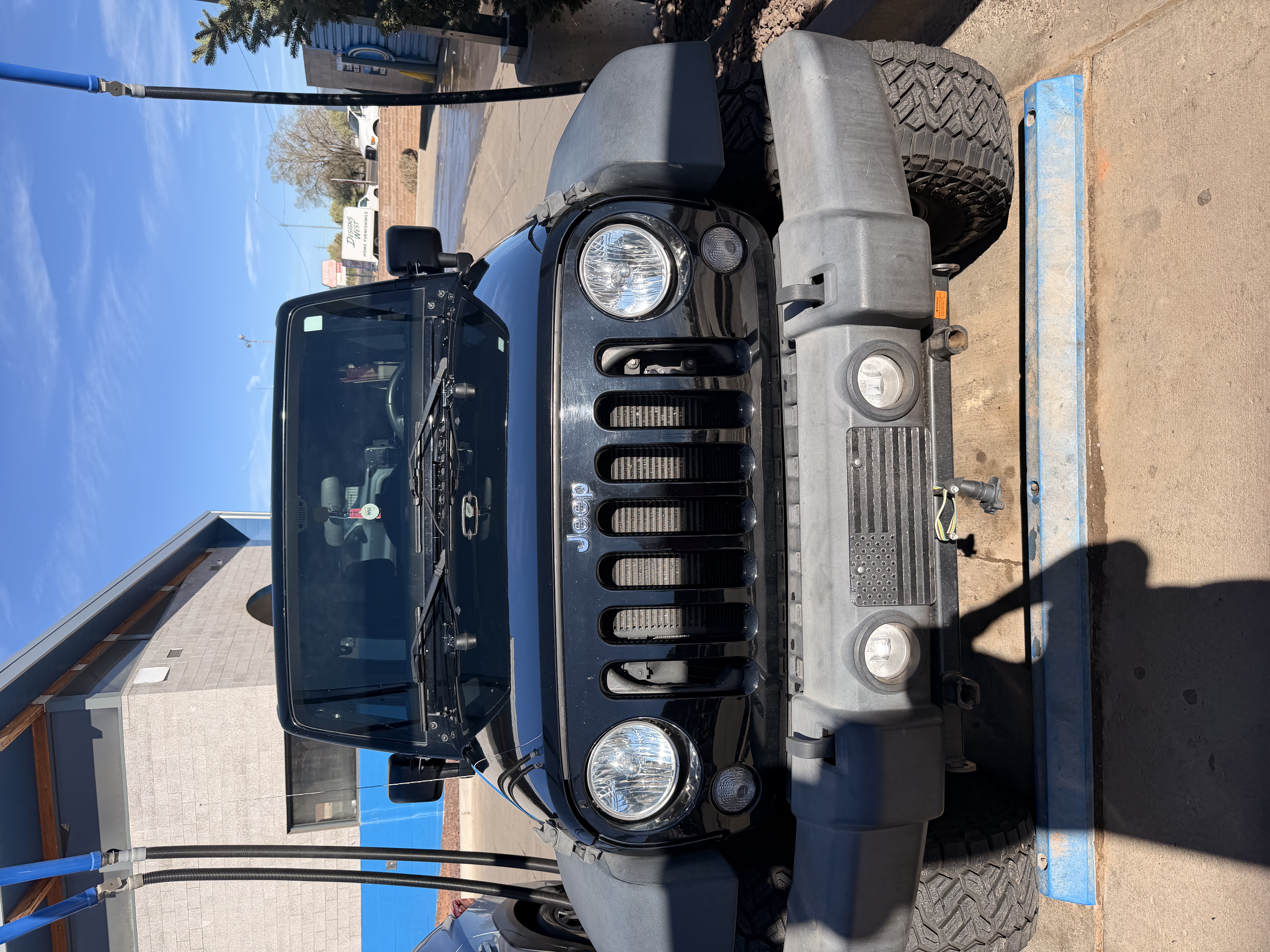 Used 2018 Jeep Wrangler Unlimited Sport w/ Connectivity Group AWD/4WD image 1