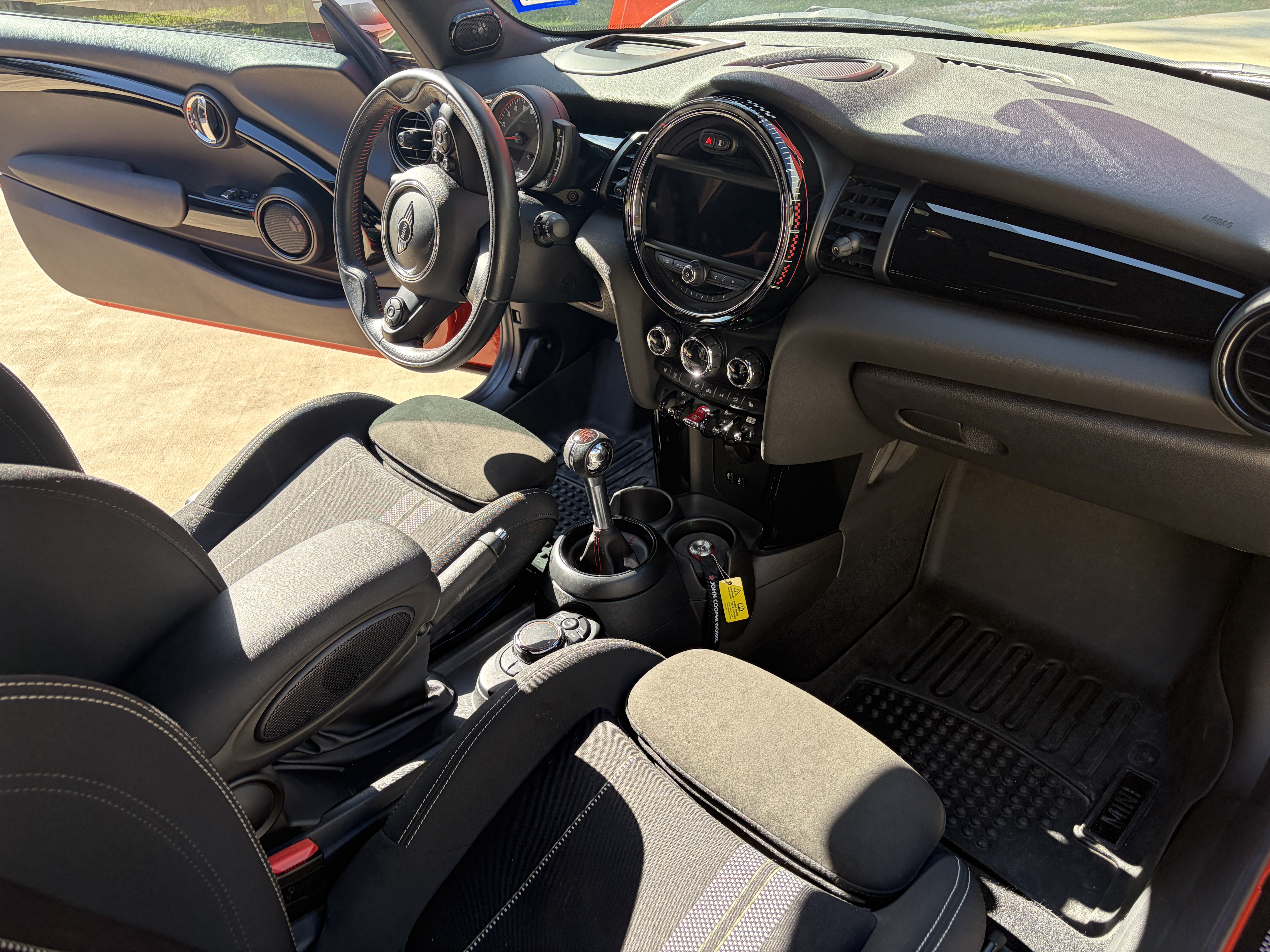 Used 2019 MINI Cooper John Cooper Works w/ Storage Package FWD image 25