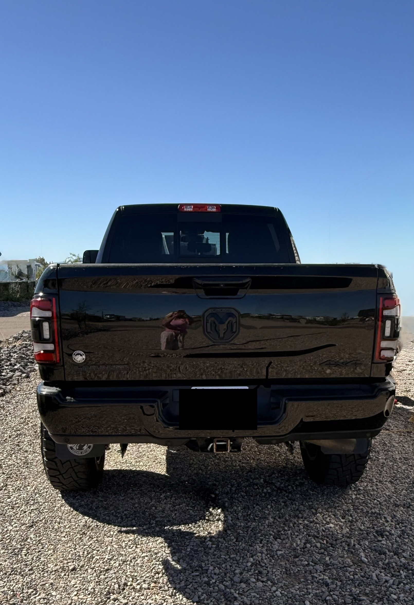 Used 2021 RAM 2500 Laramie w/ Night Edition AWD/4WD image 6