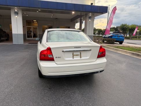 Used 2005 Volvo S80 2.5T FWD image 8