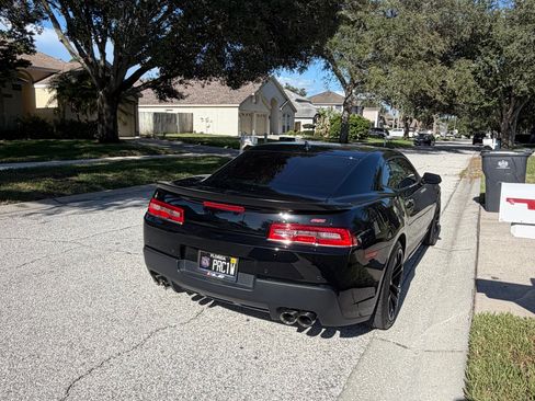 Used 2015 Chevrolet Camaro SS w/ SS Performance Package RWD image 6
