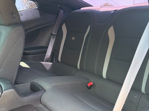Used 2017 Chevrolet Camaro LT RWD image 9