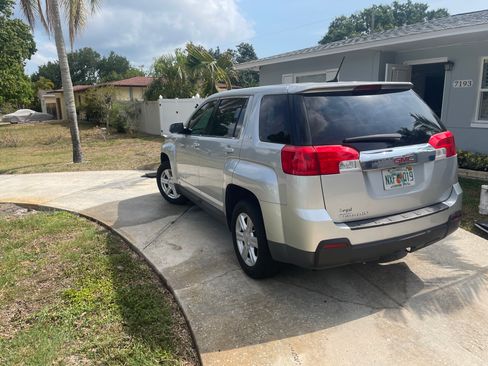 Used 2014 GMC Terrain SLE image 5