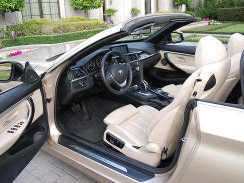 Used 2014 BMW 435i Convertible image 16