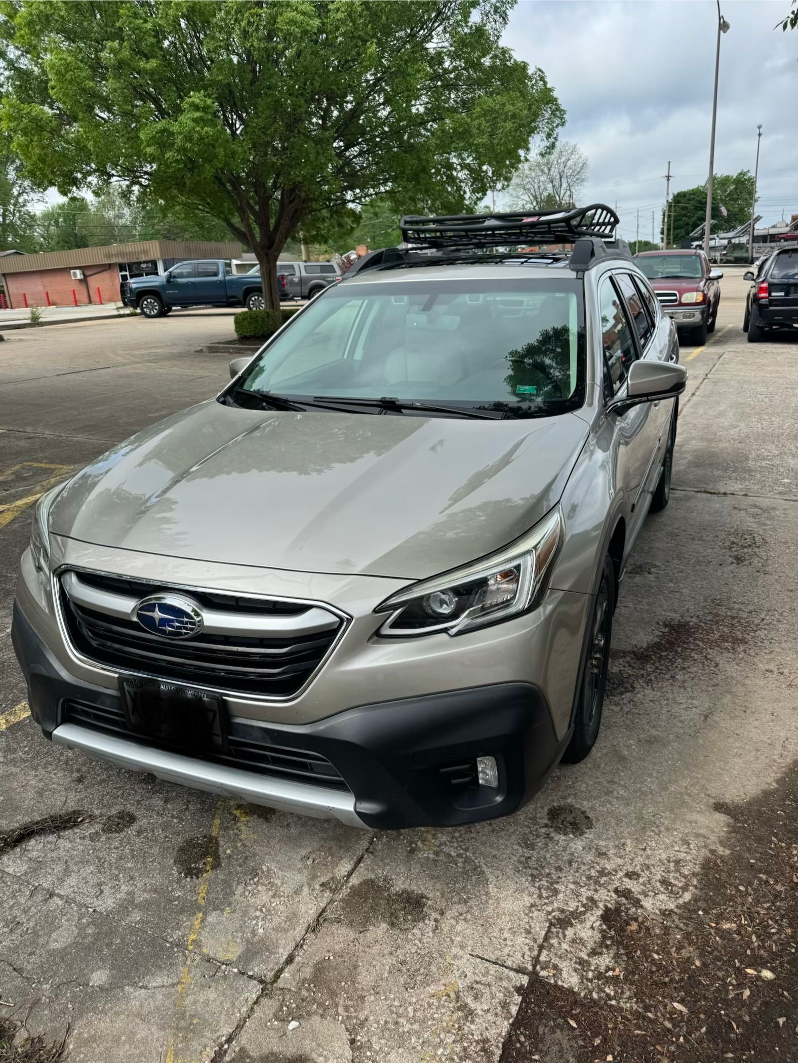 Used 2020 Subaru Outback Limited w/ Popular Package #2 AWD/4WD image 1