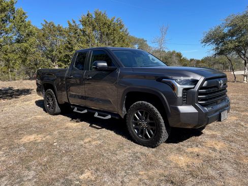 Used 2024 Toyota Tundra SR5 w/ SR5 Premium Package image 2