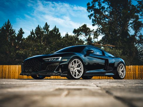 Used 2023 Audi R8 V10 performance RWD image 2