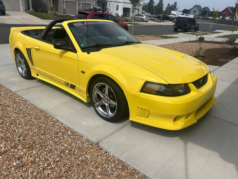 Used 2003 Ford Mustang GT Premium RWD image 4