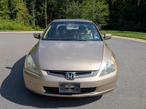 Used 2005 Honda Accord LX image 1