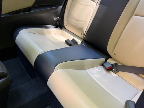 Used 2017 Honda Civic EX-L image 8